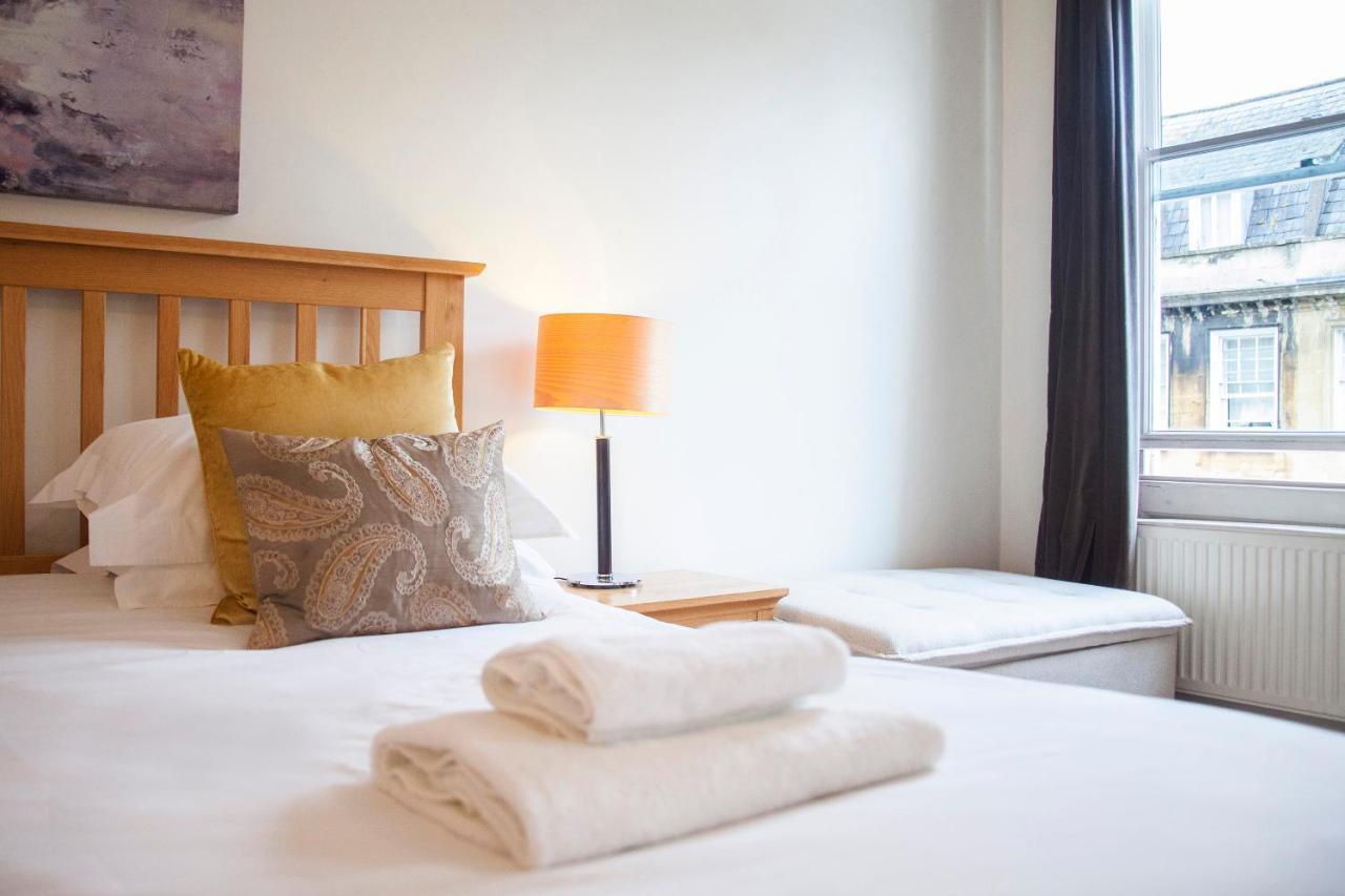 Stunning Spacious Central Apartment Near Parade Gardens Bath Eksteriør billede