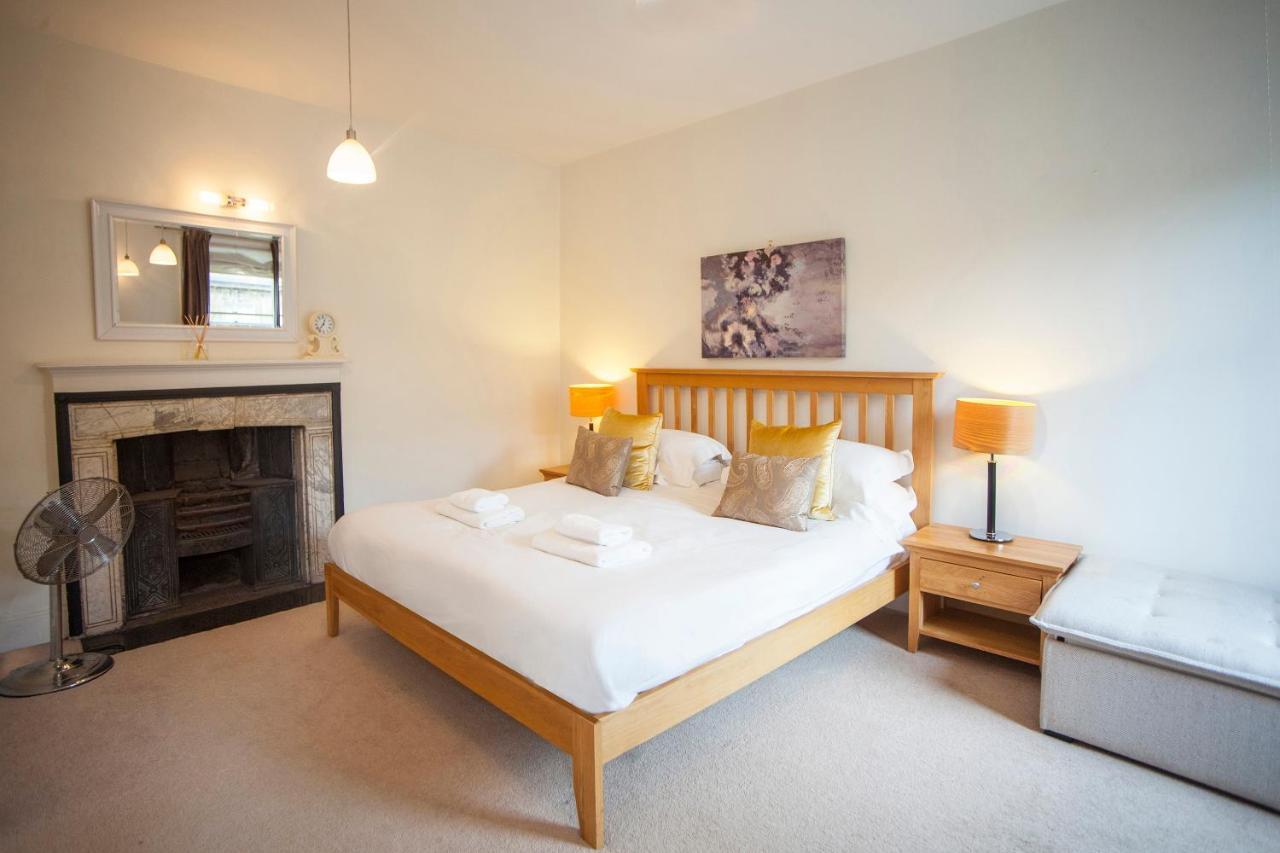 Stunning Spacious Central Apartment Near Parade Gardens Bath Eksteriør billede